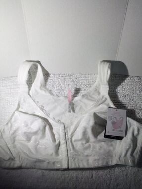 Comfortchoice White Front-Closure Softcup Bra with Wide Straps Posture Support